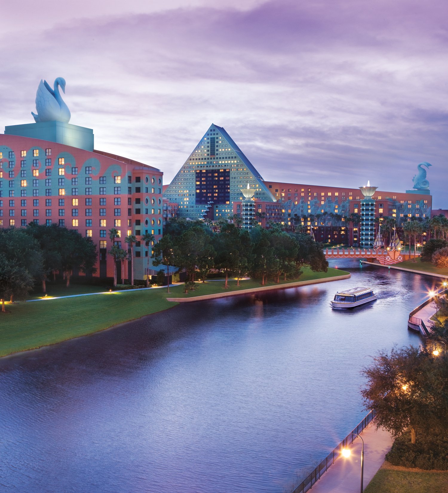 Walt-Disney-World-Swan-and-Dolphin-a0153 Walt-Disney-World-Swan-and-Dolphin-a0153